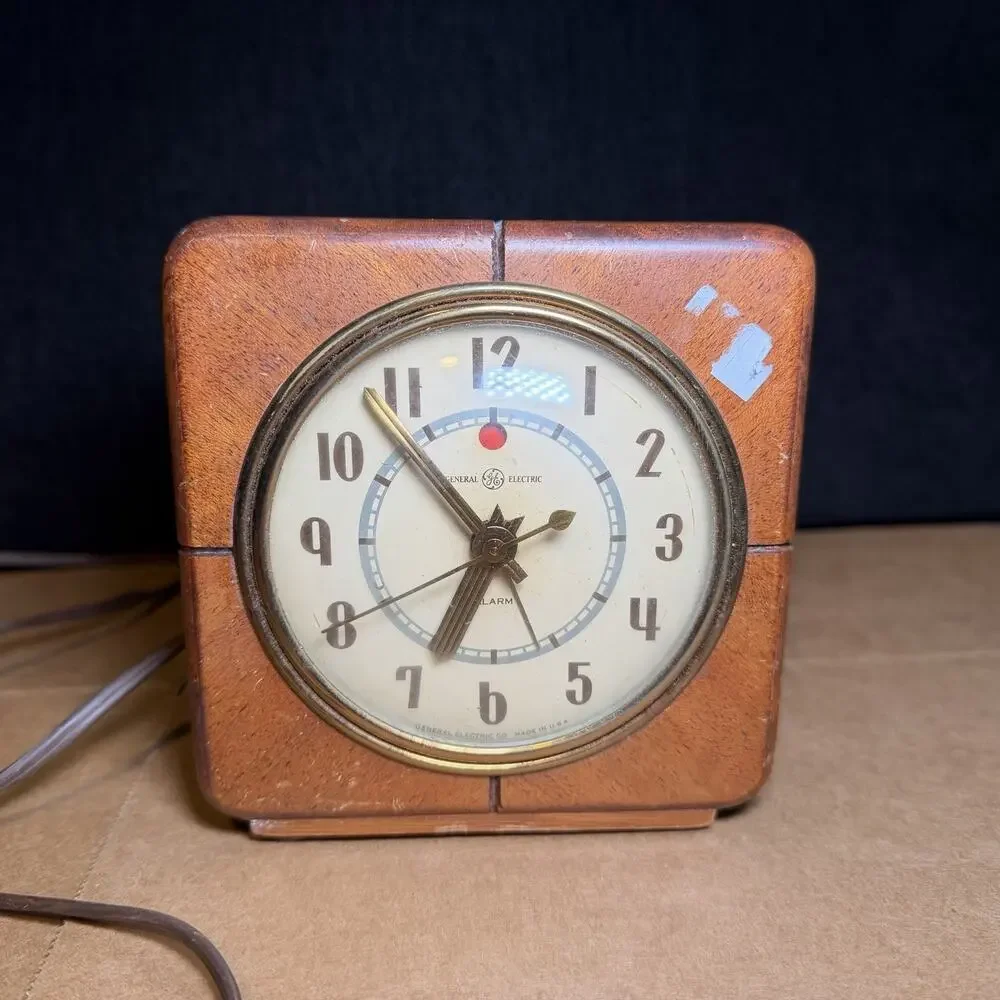 1947 General Electric Wood Alarm Clock 7H140 Square Clock & Alarm Tested